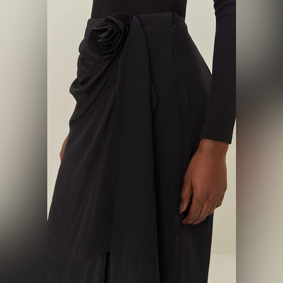 FARM RIO Black Midi Skirt - Picture 3 of 6